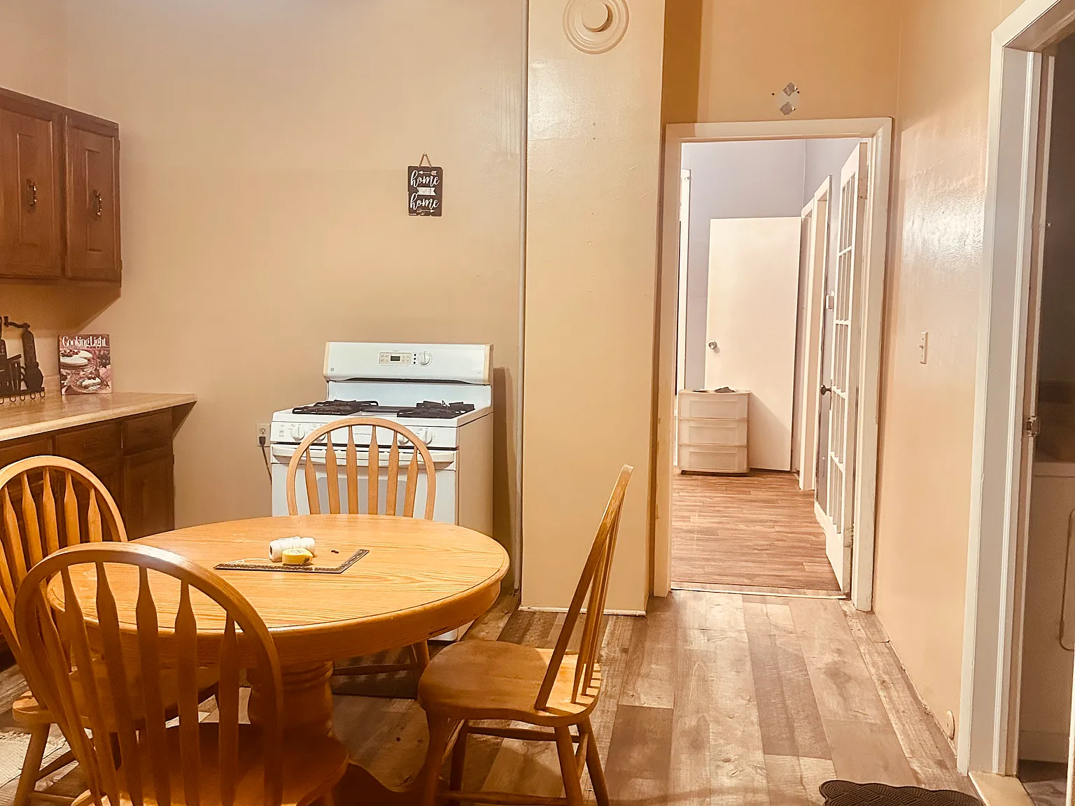 2 bed, 1080 sqft, $1,080 — Photo 4