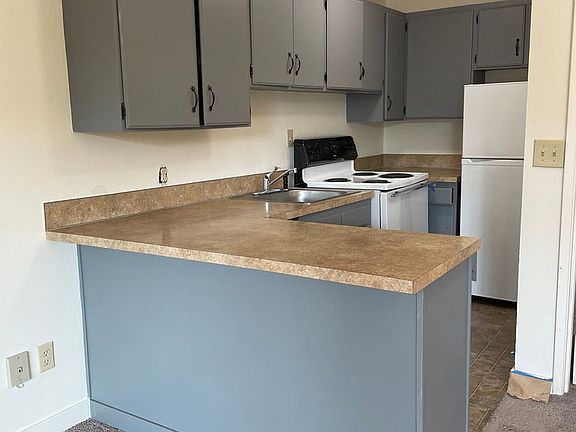 4th image of 12700 Greenwood Ave N #105