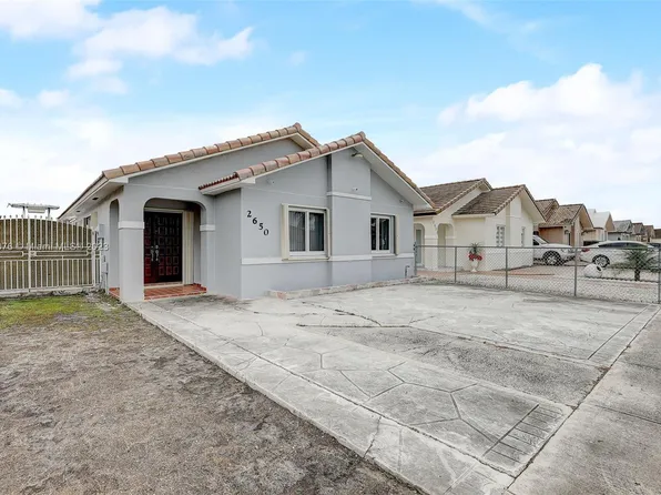2650 W 72nd Pl, Hialeah, FL 33016