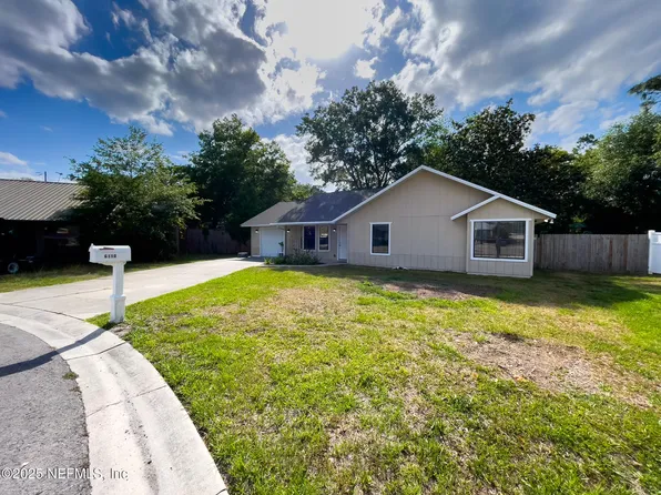 6110 W 1ST Manor, Palatka, FL 32177