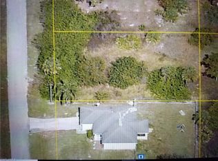 6014 Thrush Ave, Fort Myers, FL 33905