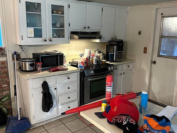 5th image of 5025 Kyle Ln NW