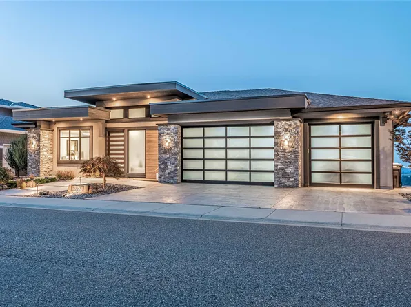 1050 Ledgeview Ct, Kelowna, BC V1W 5M6