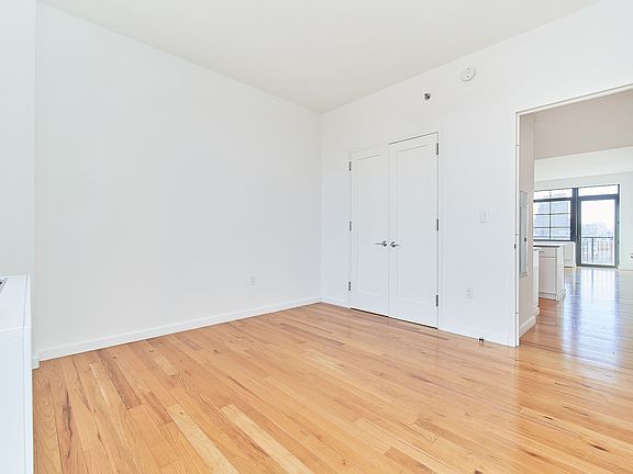 5th image of 2211 3rd Ave #3M