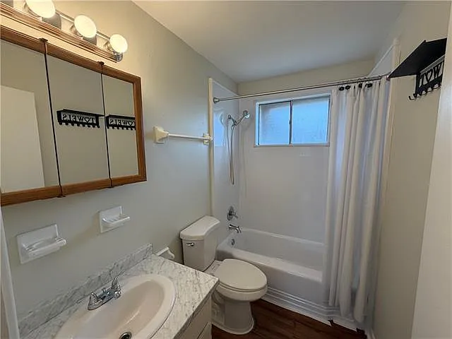 1210 Edenborn Ave — Photo 13