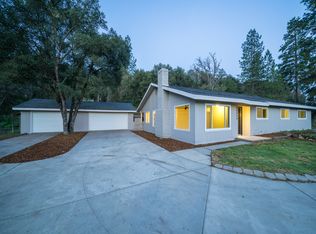 50090 Hangtree Ln, Oakhurst, CA 93644