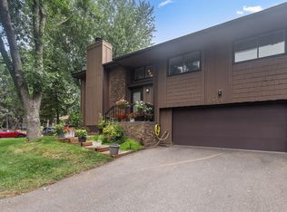 1258 Bridle Path Ct, White Bear Township, MN 55110