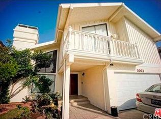 2027 Buckingham Rd, Los Angeles, CA 90016