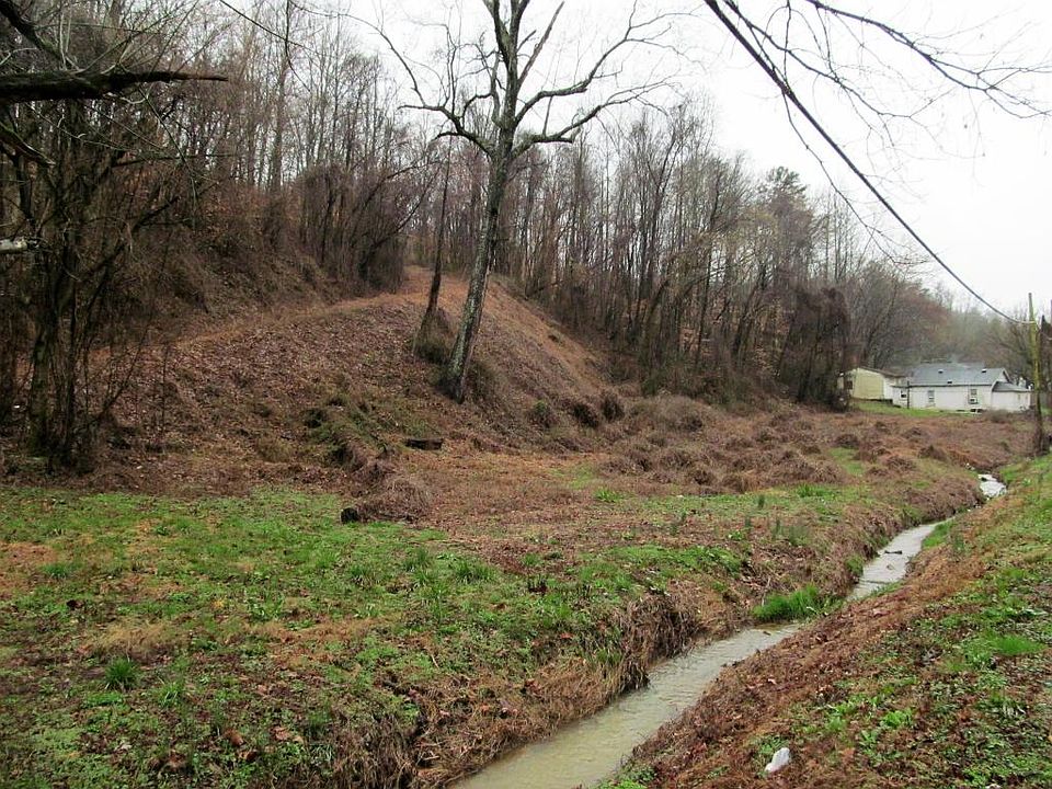 2nd image of 2273 Ruritan Rd