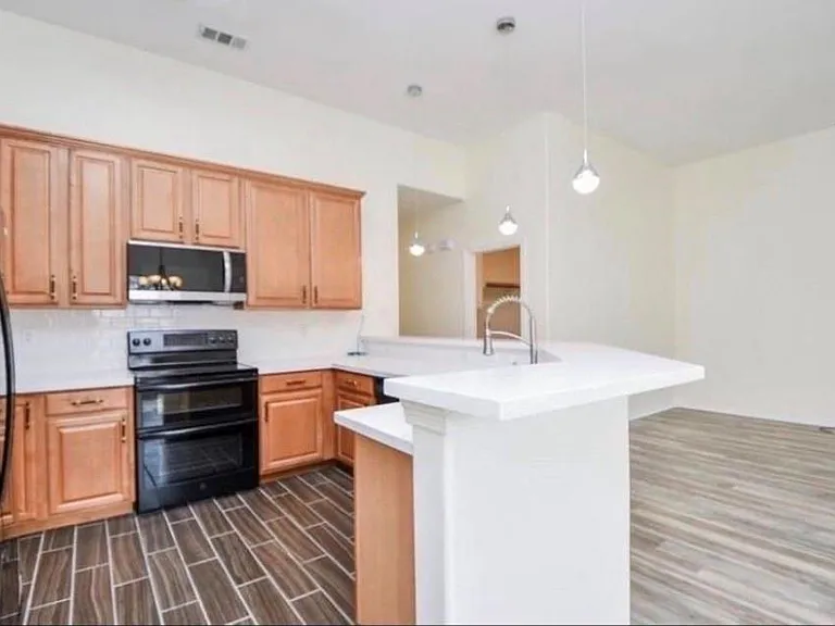 12755 Mill Ridge Dr #905 — Photo 9