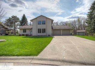 2707 Rockdale Ave, Lansing, MI
