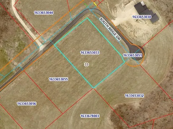 33 S River Ridge Dr, Guttenberg, IA 52052