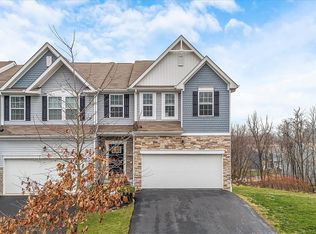 149 Lockheed Dr, Coraopolis, PA 15108