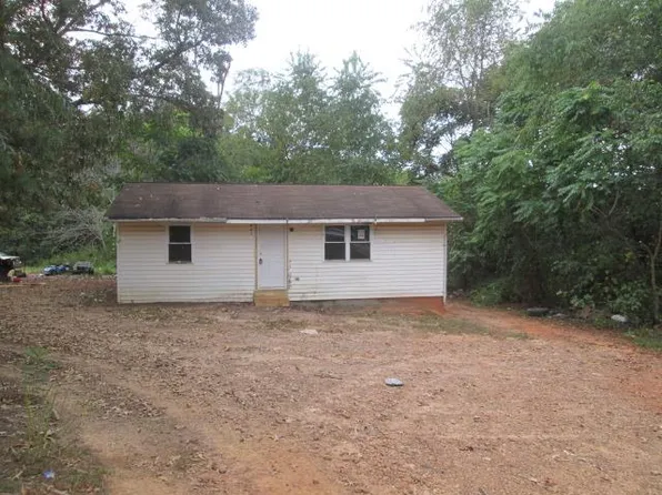 661 Court Rd, Pittsville, VA 24139
