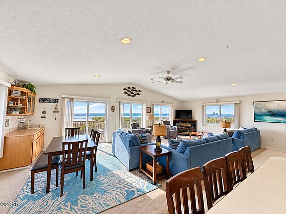 5th image of 17490 Ocean Blvd