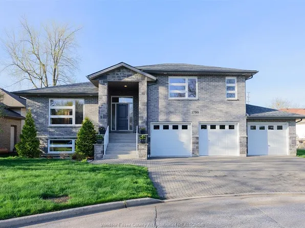 1798 Argus St, Lasalle, ON N9J 3H5