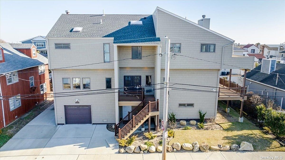 29 Bath Street, Long Beach, NY 11561 | Zillow