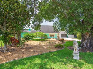 8906 Russos Rd, Fort Pierce, FL 34951