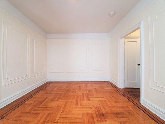 4th image of 31-49 29th St #10B