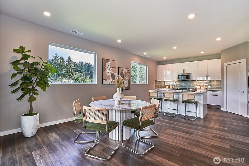 5th image of 13834 Brookdale Lane E #94