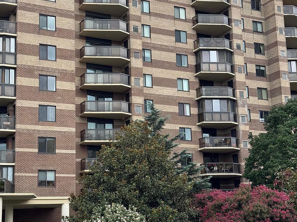 1st image of 8350 Greensboro Dr APT 402