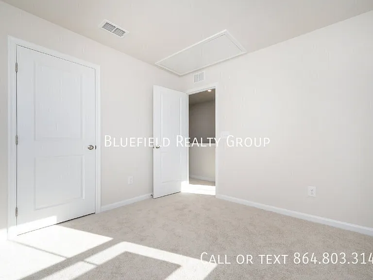 886 Cranbrook Dr — Photo 17