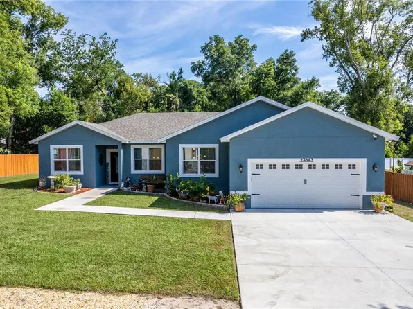 23643 Central Ave, Sorrento, FL 32776