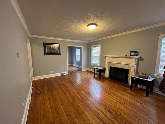 2nd image of 2318 W Cornwallis Dr