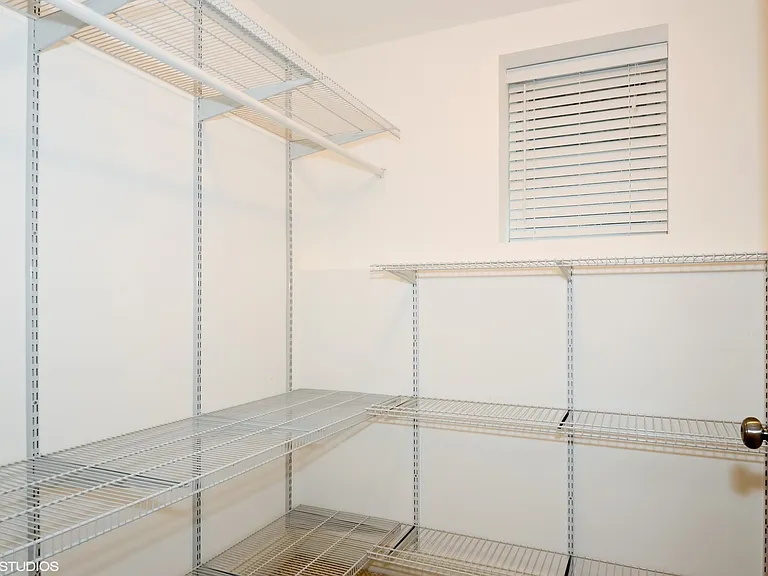4522 N Artesian Ave #1 — Photo 6