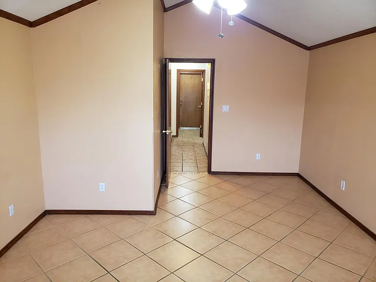 10416 Connemara Dr SW — Photo 20