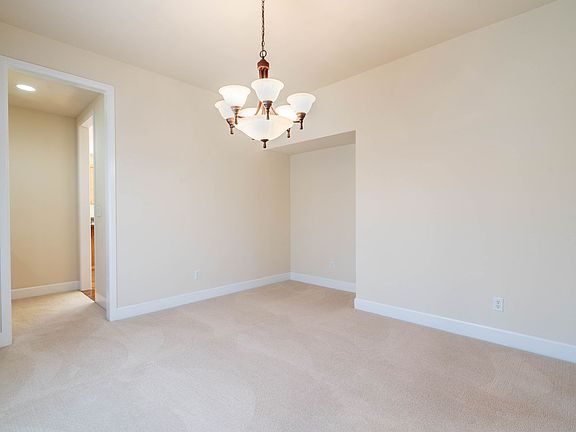 5th image of 23829 SE 2nd Pl
