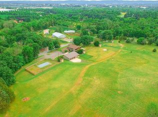 2071 Baus Rd, East Greenville, PA 18041