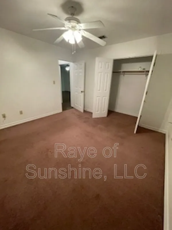2 bed, 1.0 bath, 860 sqft, $990 — Photo 2