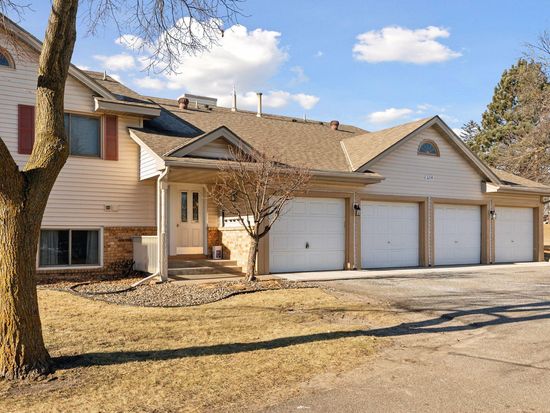 6239 Magda Dr Unit B, Osseo, MN 55369