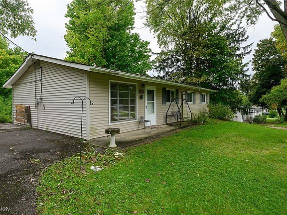 3rd image of 473 Sherwood Dr