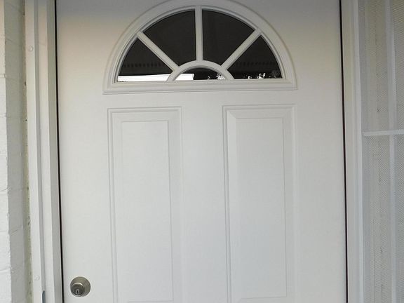 3rd image of 3001 S Harl Ave