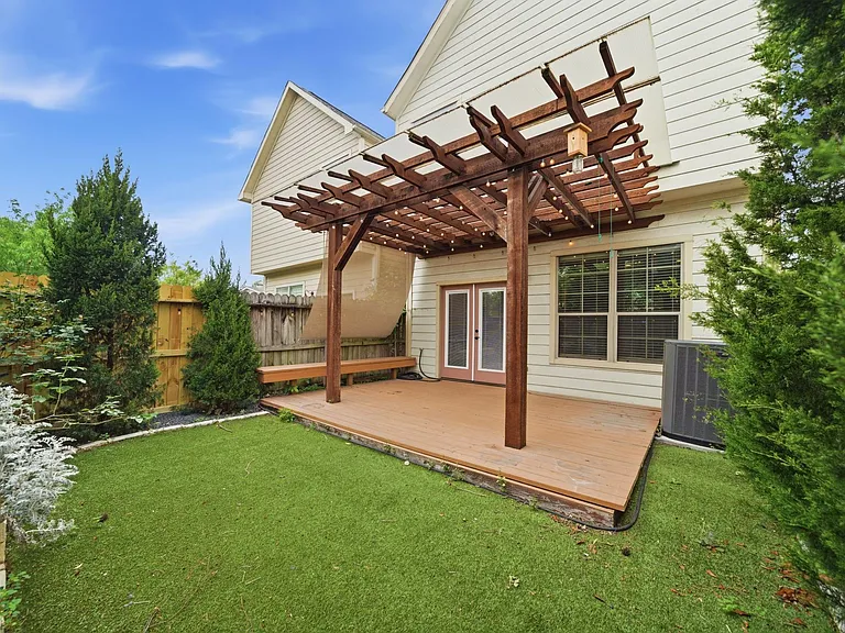 1007 Kern St — Photo 29