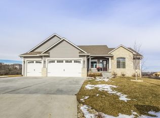 712 Leyden Ridge Cir, Manhattan, KS 66503