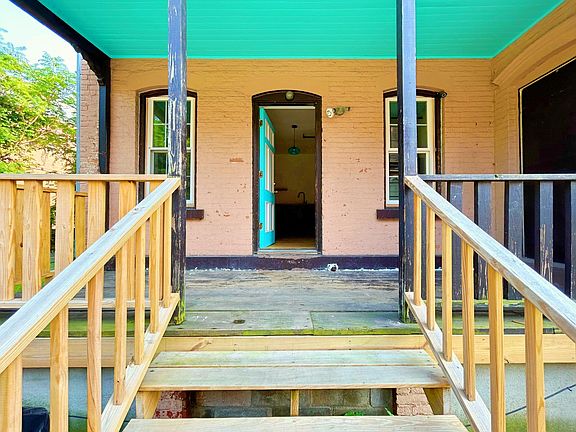 3rd image of 58 Dubois St APT 1