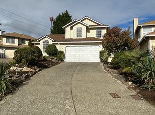 32512 20th Ct SW, Federal Way, WA 98023