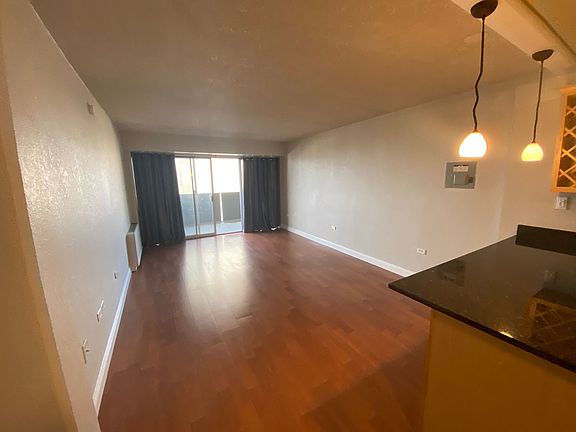 3rd image of 909 Logan St APT 11E