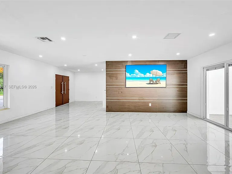 12525 SW 68th Ct — Photo 7