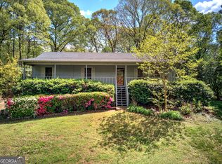 5534 Blackhawk Dr, Acworth, GA 30102