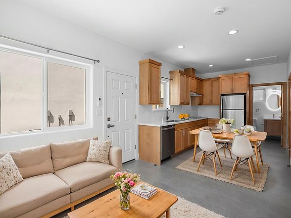 2nd image of 184-186 N 17th St #186-2