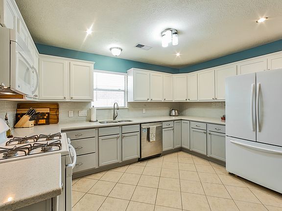 5th image of 5338 Princeton Dr