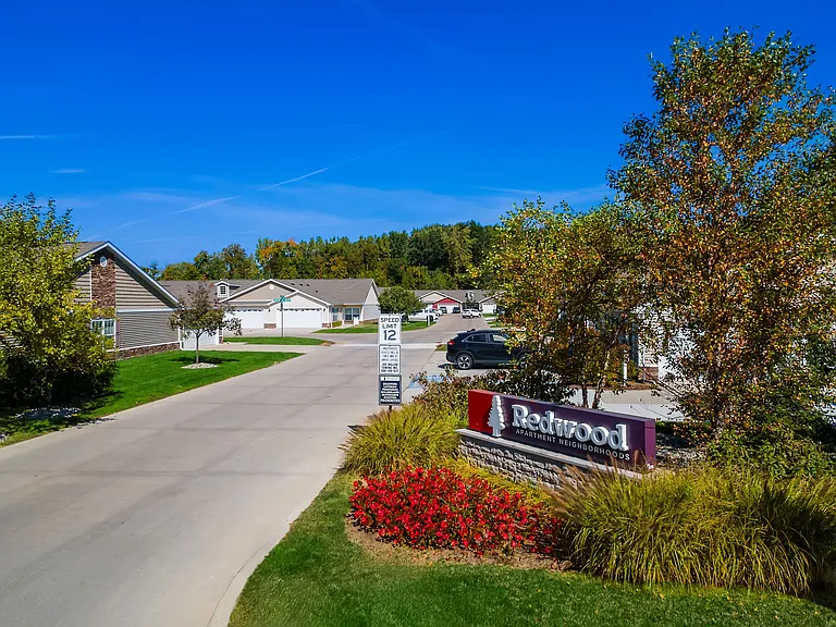 Redwood Shelby Township — Photo 19