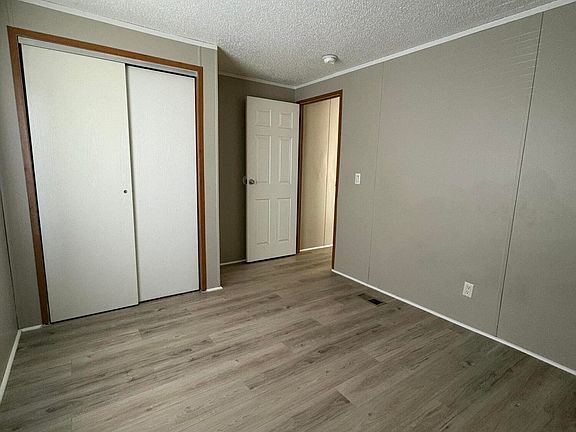 4th image of 2658 Kitchener St SW #391