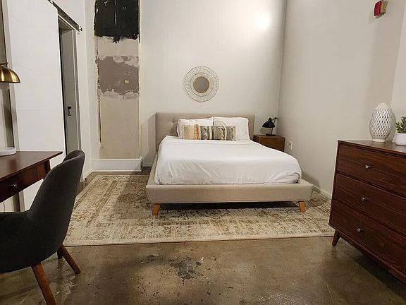 5th image of 116 S Gay St APT 202