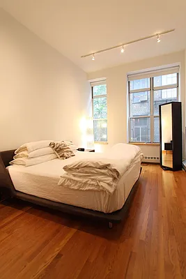 Rented by True Lofts New York LLC | media 7