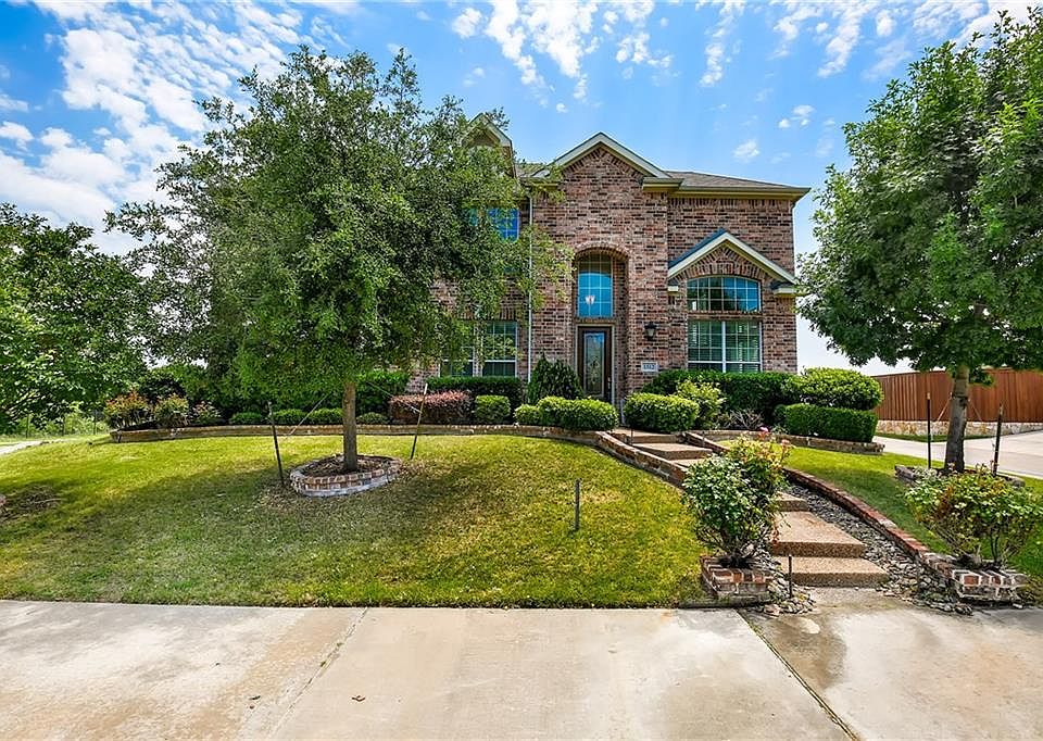 1st image of 1512 Branch Hollow Dr E